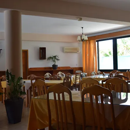 Hotel de apartamente Anna Kissonerga