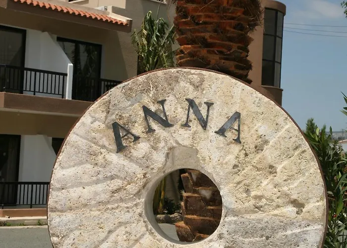 Ξενοδοχείο με διαμερίσματα Anna Κισσόνεργα