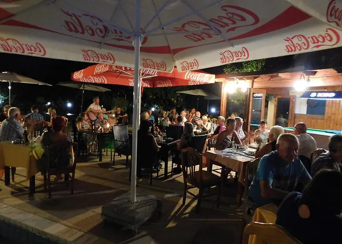 Ξενοδοχείο με διαμερίσματα Anna Κισσόνεργα