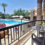 Anna Aparthotel 4*
