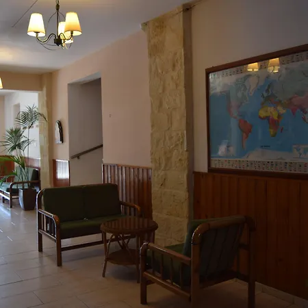 Hotel apartamentowy Anna Kisonerga