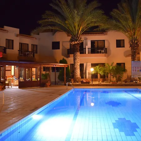 Anna Aparthotel