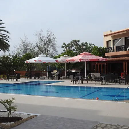 آنا للشقق الفندقية 4*