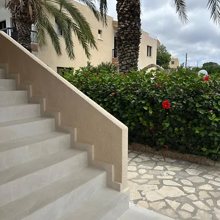 Anna Aparthotel Kissonerga