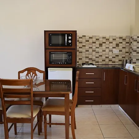 Aparthotel Anna