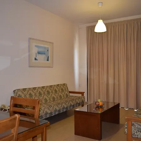 Aparthotel Anna Kissonerga