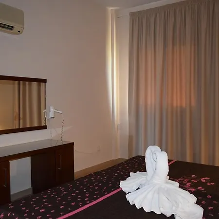 Aparthotel Anna